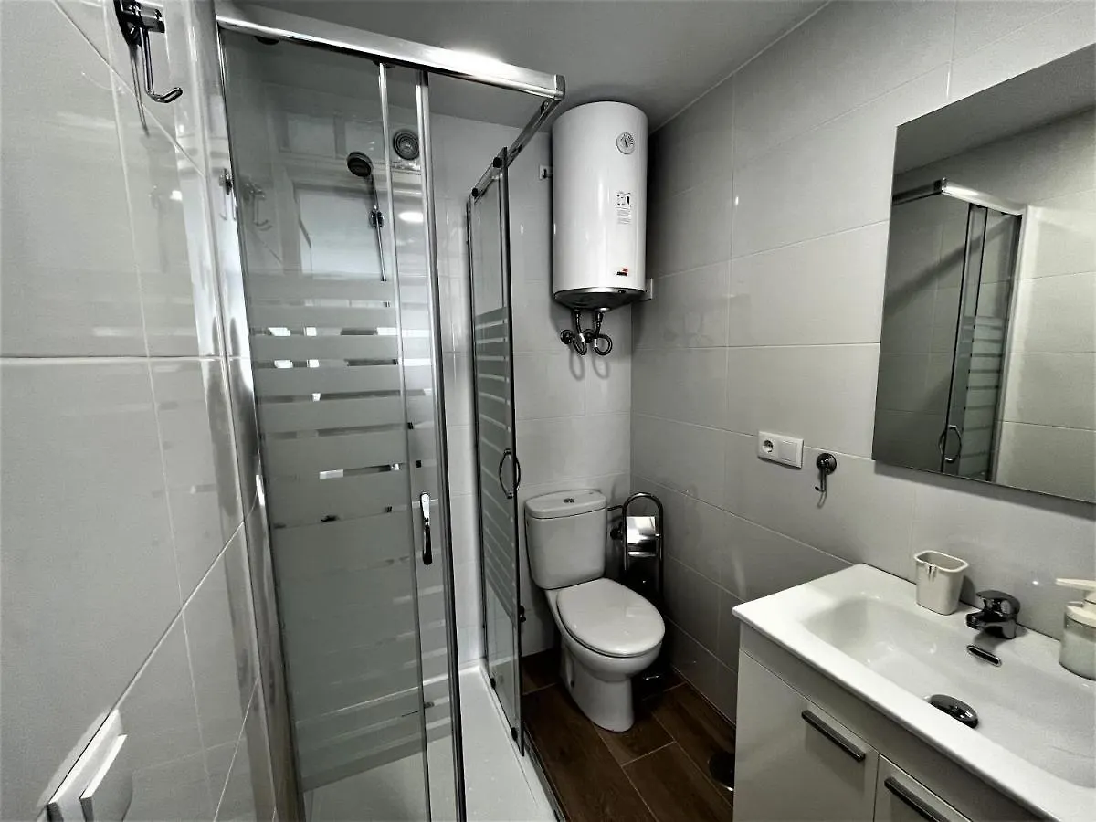 Ver7 - Estudio, Wifi, Fire Stick Amazon, Terraza, Vistas Al Mar, Piscina Torremolinos Spain